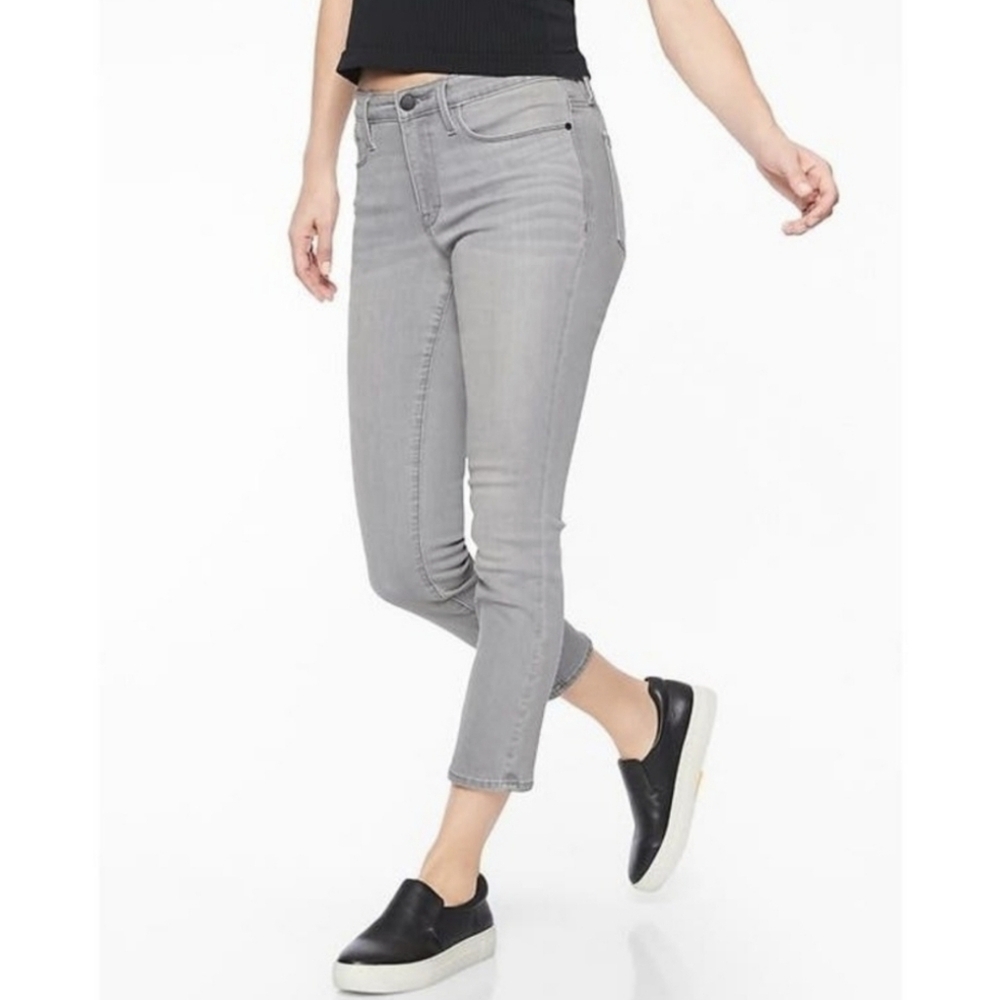 Athleta Sculptek Skinny Crop Jean Granite Wash preowned size 4
